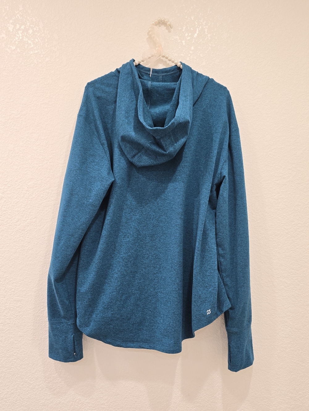 Peloton Dreamblend Pullover Hoodie in a blue heather color L - Picture 3 of 5